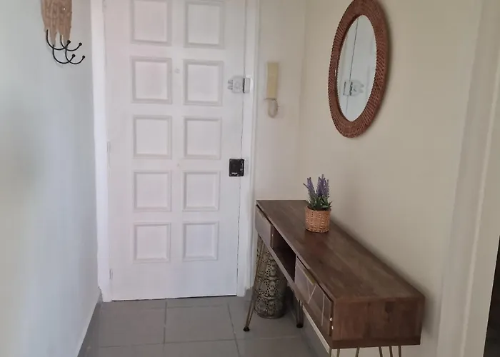 Piso Cesar De La Campa Apartment